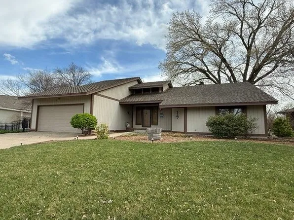 2713 W Bentbay Cir, Wichita, KS 67204