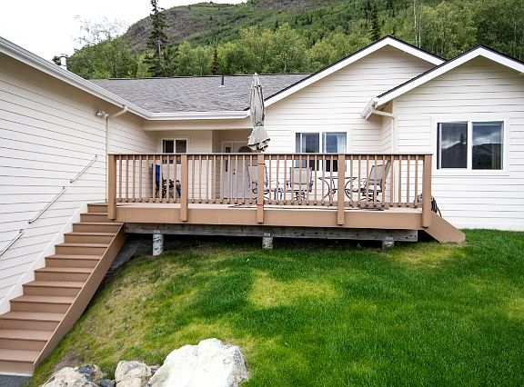 2nd image of 10455 Stewart Dr
