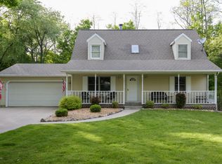 9038 Hobbit Cir, Kalamazoo, MI 49009