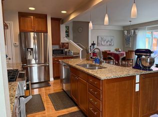 6206 Ophir Dr, Anchorage, AK 99504