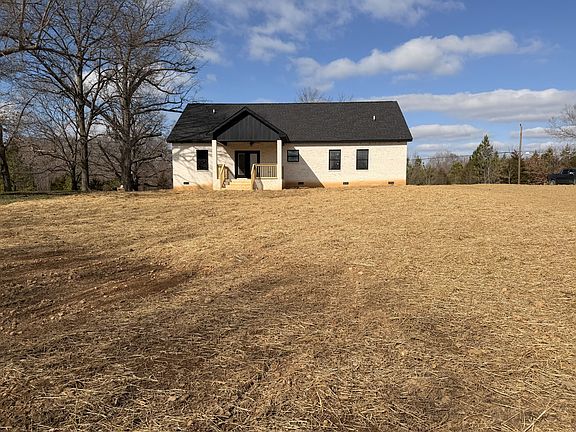 2nd image of 4 Stewart Rd Lot 4