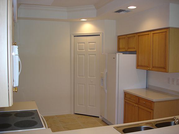 5th image of 1789 Four Mile Cove Pkwy Unit 512
