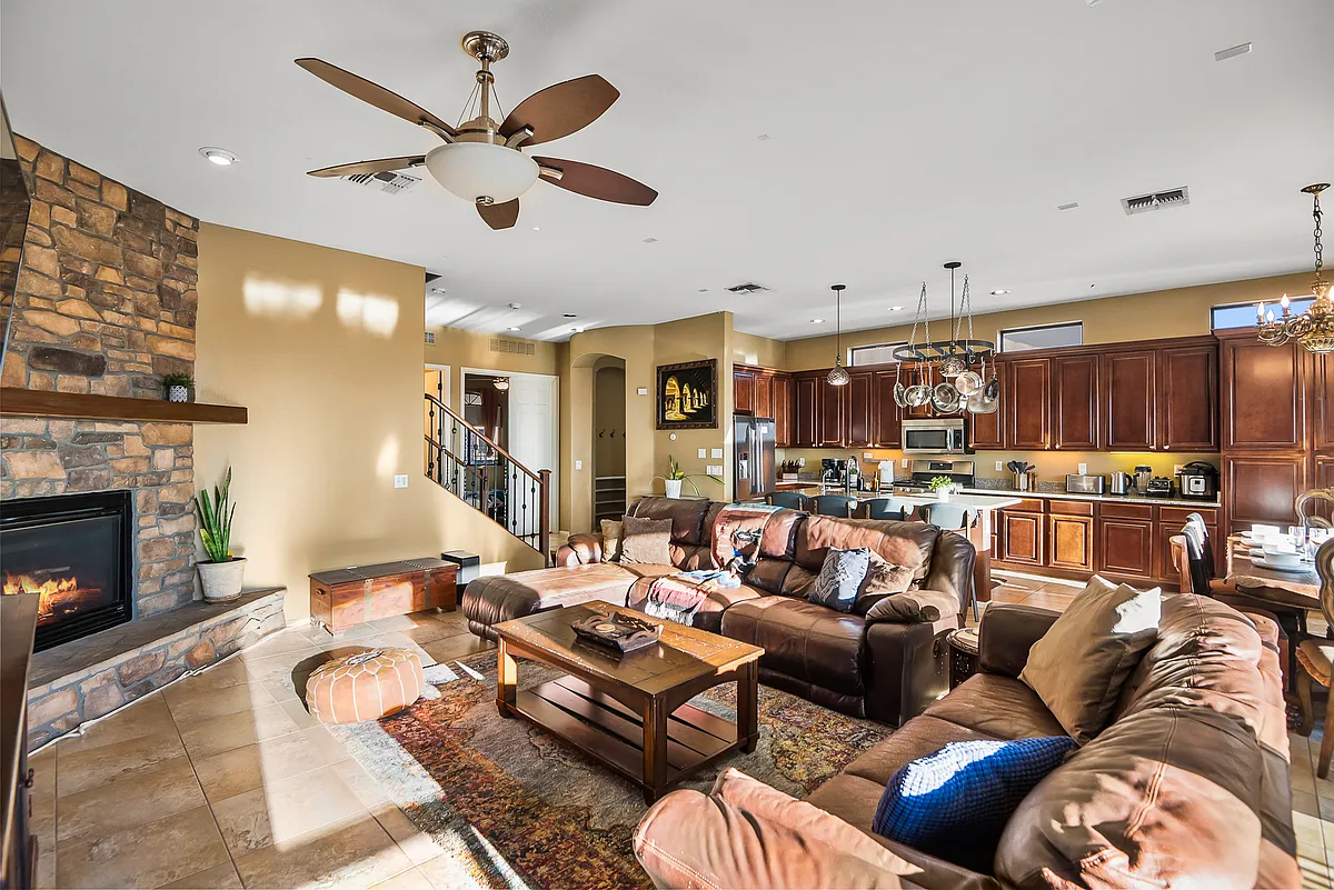 Building Photo - 3632 N Sonoran Hls