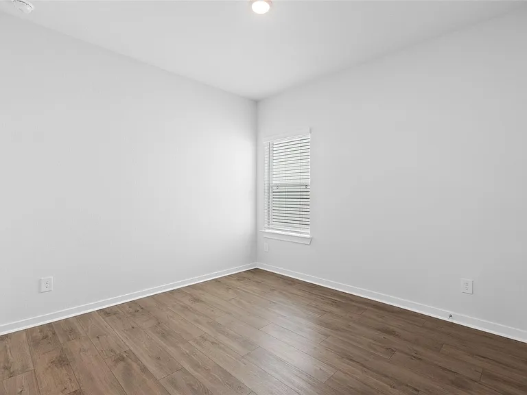 8132 Brocken St — Photo 24