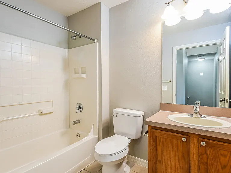 4502 Alberto Cir — Photo 14