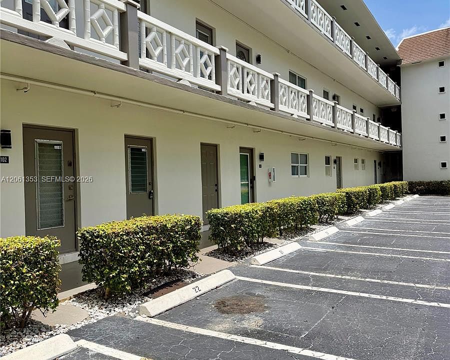 1st image of 5001 NW 34th St APT 102