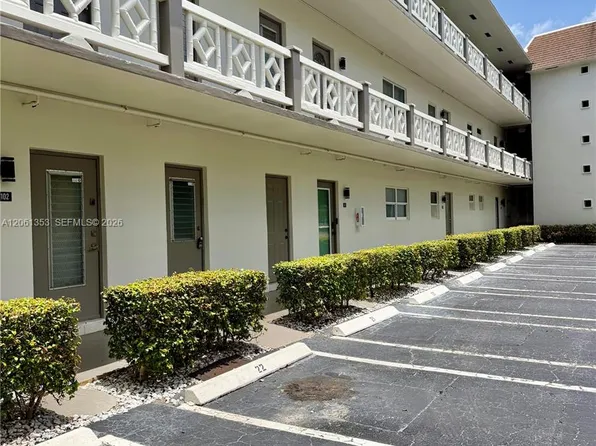 5001 NW 34th St APT 102, Fort Lauderdale, FL 33319