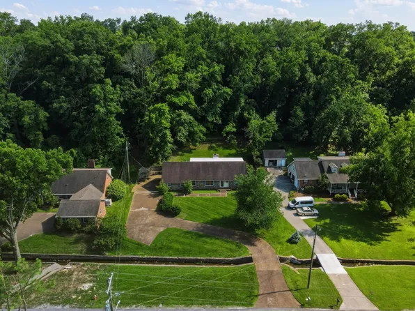 2739 Windemere Dr, Nashville, TN 37214