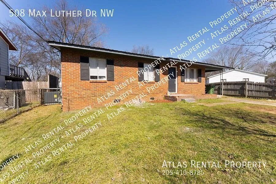 Move-In Ready 3BR Home! Pet Friendly! — Photo 3