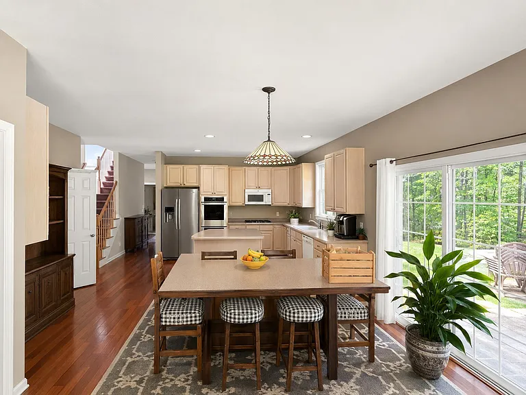 23 Cedar Dr — Photo 6