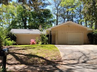 4905 Candlewood Ln, Stone Mountain, GA 30088