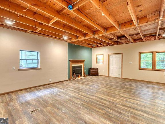 5th image of 1066 Ridge Rd #10
