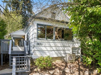 437 25th Avenue E, Seattle, WA, 98112