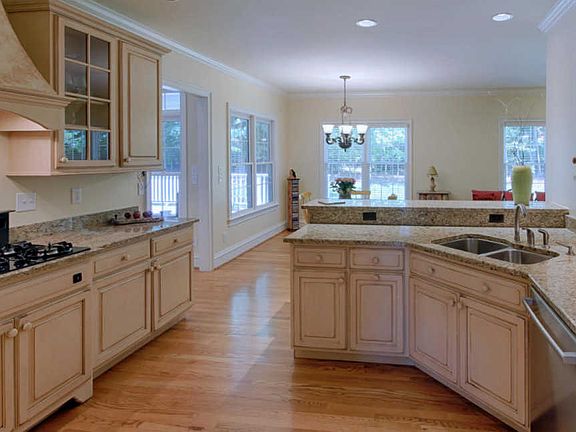 4th image of 1238 Arborbrooke Dr