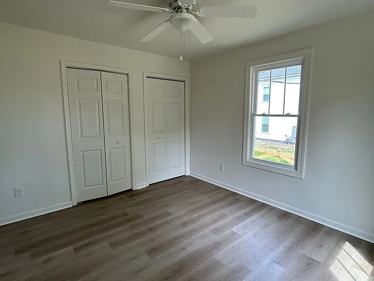 609 Center St — Photo 18