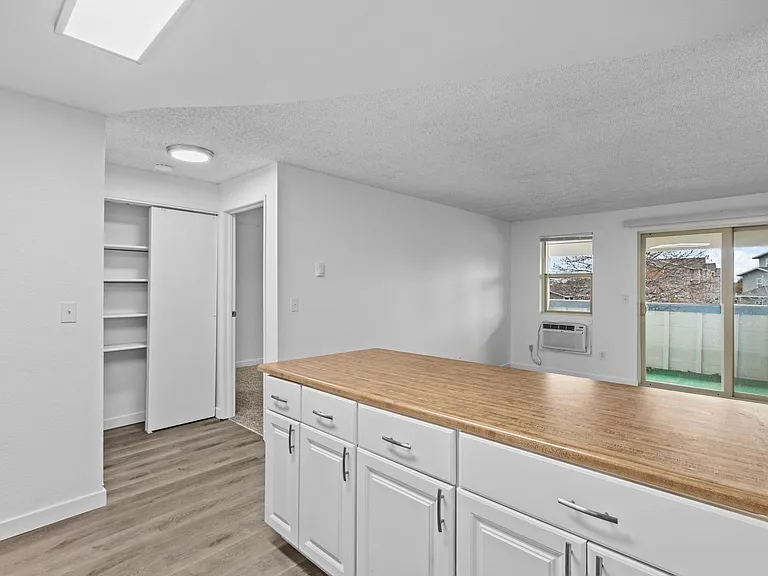 Brix Apartments — Photo 24
