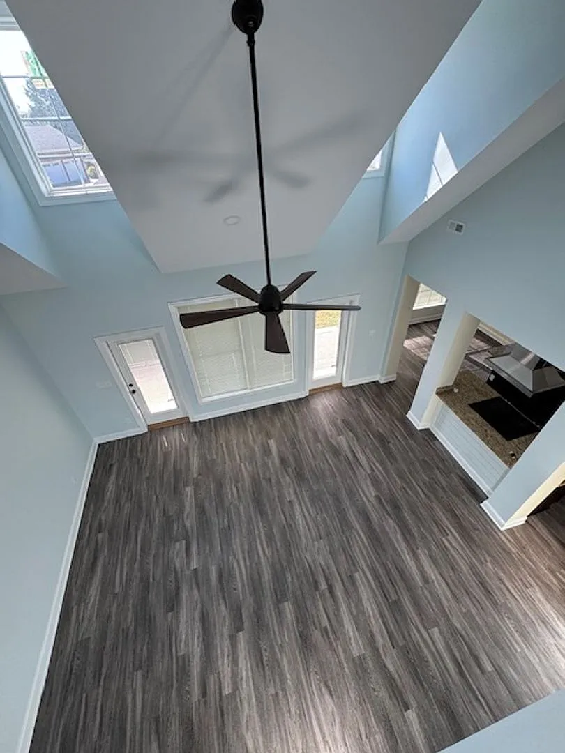 102 Windyfield Drive — Photo 4