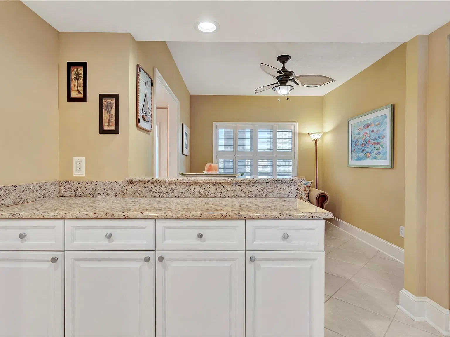 2 bed, 1390 sqft, $4,500 — Photo 4