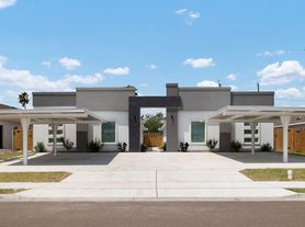307 E Diamondhead Ave