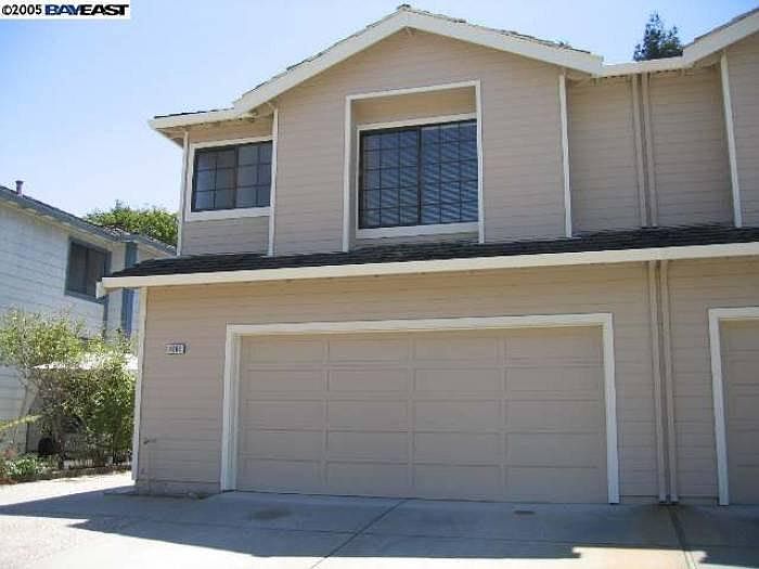 1st image of 4868 Creekwood Dr