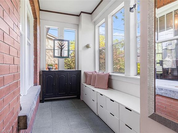 5th image of 1807 Balsam Ave