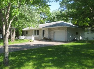 8451 88th St S, Cottage Grove, MN 55016