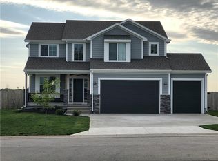 14096 S Landon St, Olathe, KS 66061