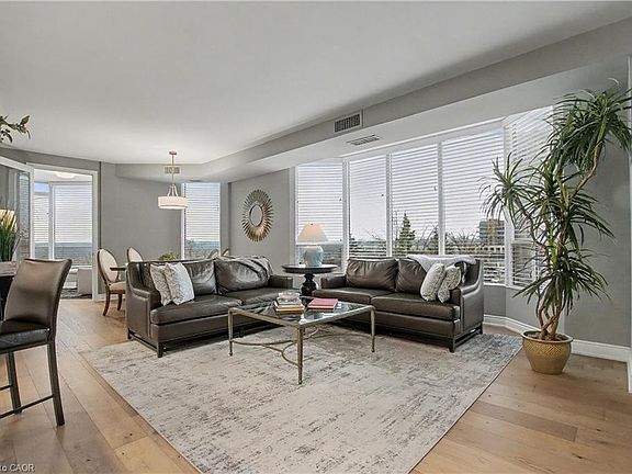 4th image of 2121 Lakeshore Rd #603