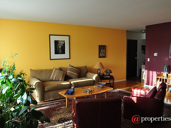 2nd image of 420 Linden Ave APT 304