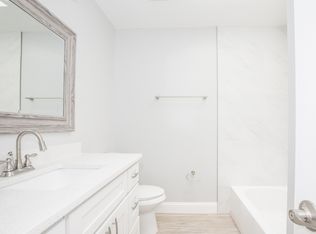 1729 Ocean Grove Dr, Atlantic Beach, FL 32233