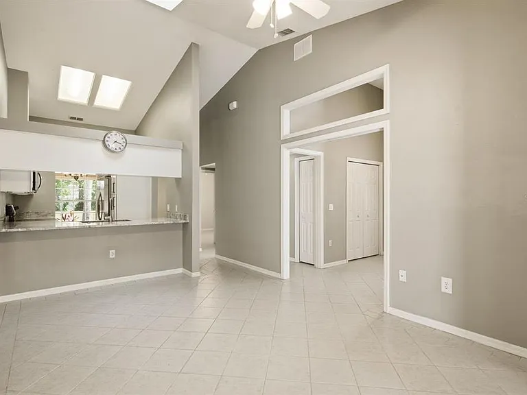 406 S Bayview Blvd #1 — Photo 11
