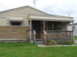 26315 Groveland St, Madison Heights, MI 48071