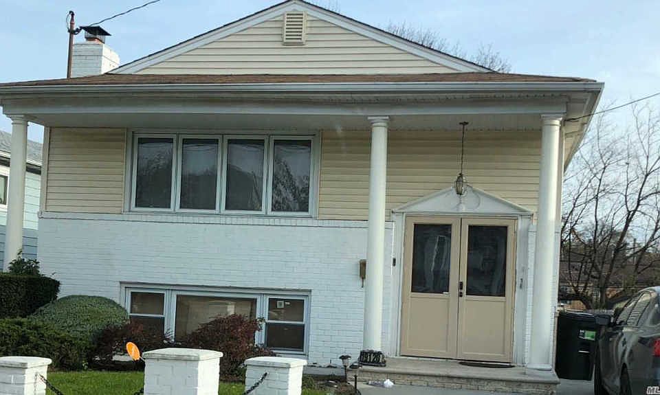 1st image of 19120 Pineville Ln
