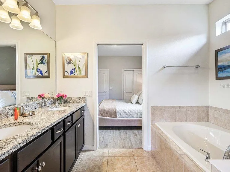 8901 Rhodes St — Photo 11