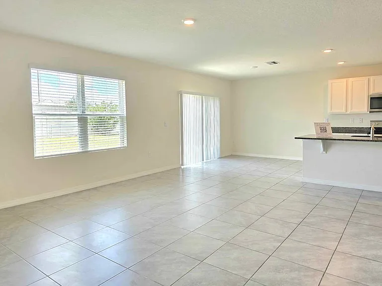 5978 Shingle Creek Rd — Photo 5