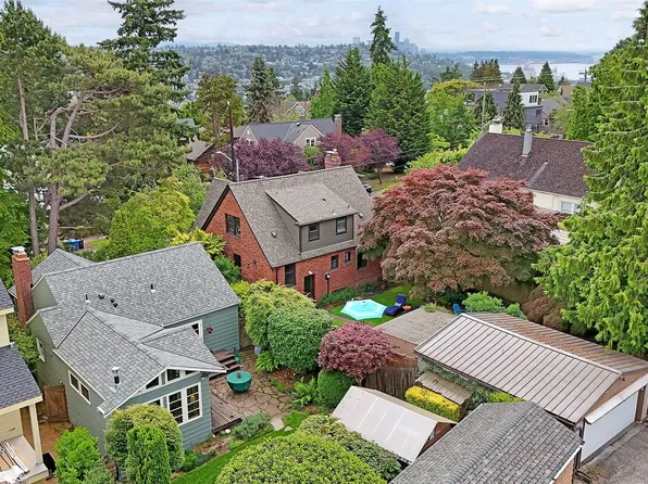 3217 27th Avenue W, Seattle, WA 98199