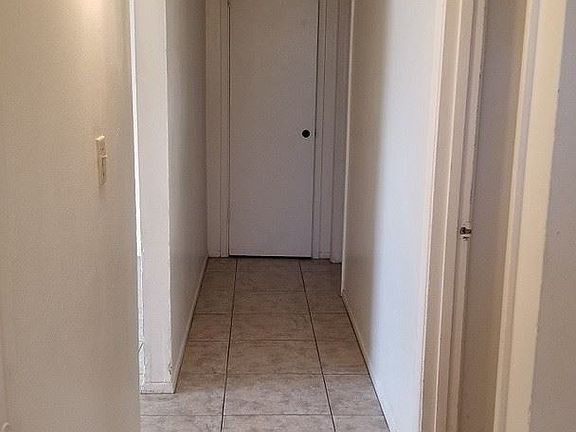 4th image of 917 E Spence Ave APT 4