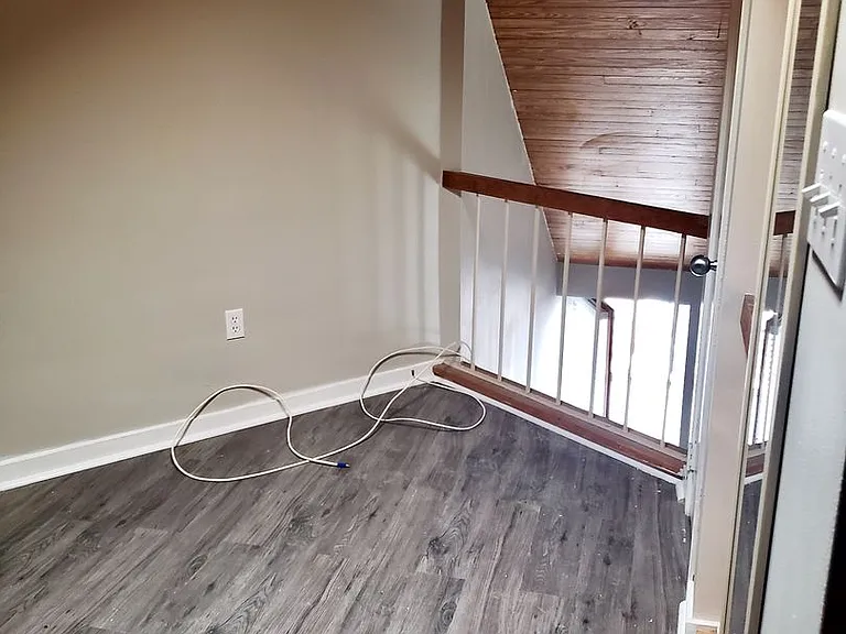 5855 Darlington Rd — Photo 57