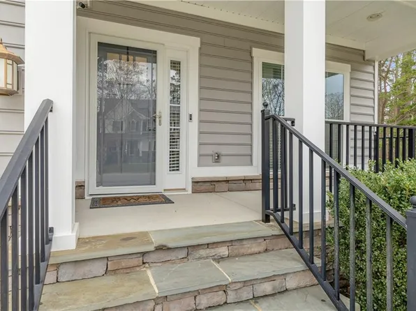 13410 Harbor Dr, Carrollton, VA 23314