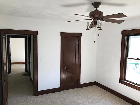 Bed room 1