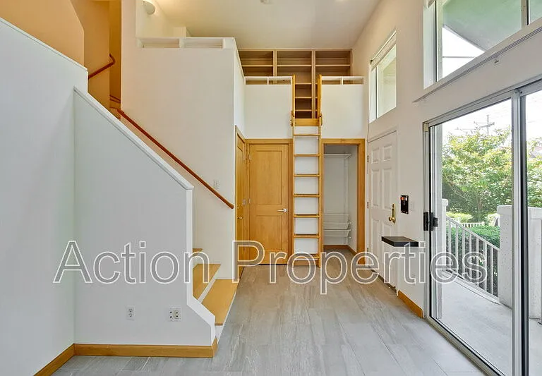 158 Holly Ct — Photo 10