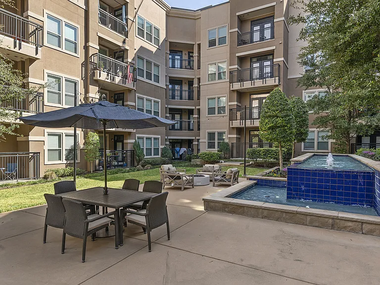 Trinity Bluff & Trinity District — Photo 13