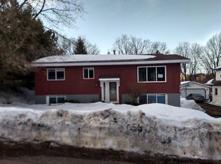 2139 Hillcrest Dr, Duluth, MN 55811