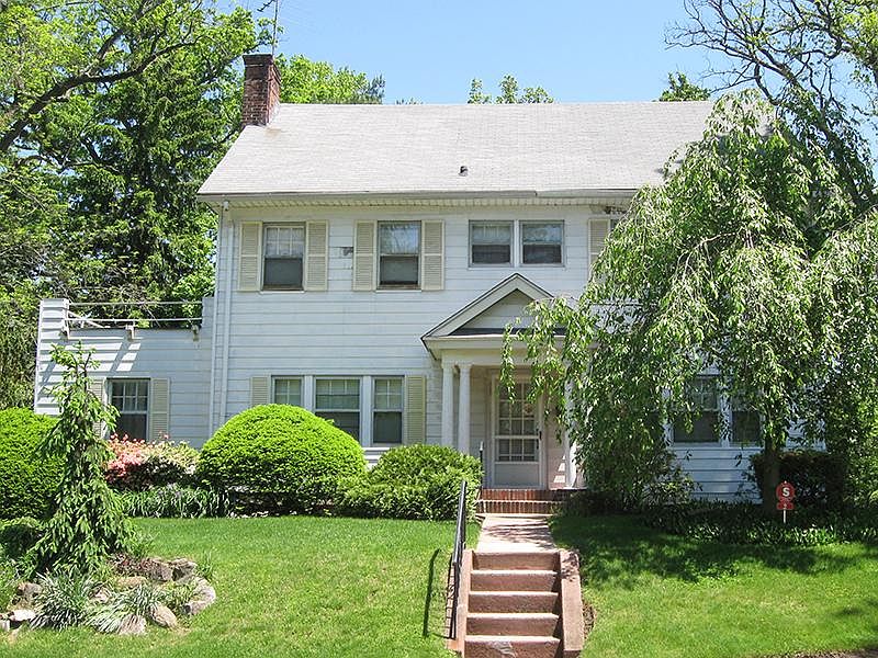 Spacious Bright Center Hall Colonial
