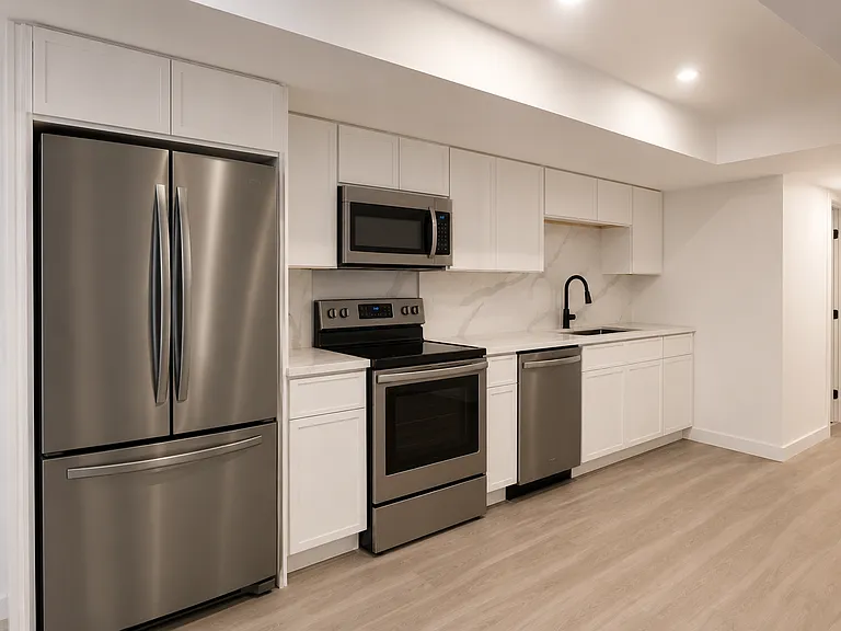 531 Bennington St #1 — Photo 2
