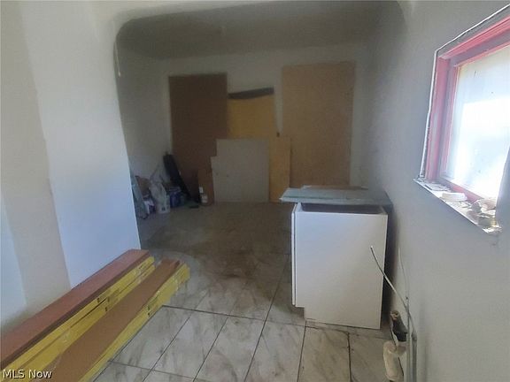 4th image of 9822 E Raymond Ave