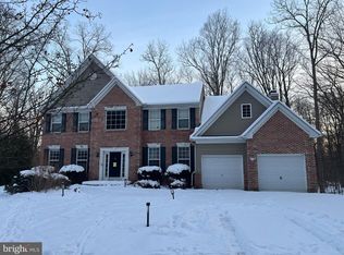 2213 Merlot Ln, East Stroudsburg, PA 18302