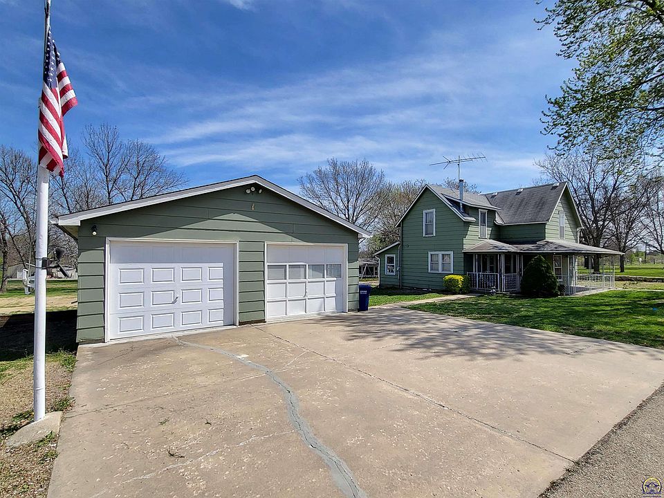 490 Gertrude St, Harveyville, KS 66431 Zillow