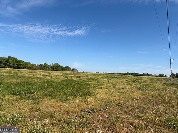 3rd image of 2 Union Point Rd