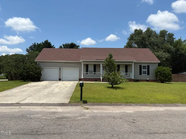 259 Fading Trail Ln, Raeford, NC 28376